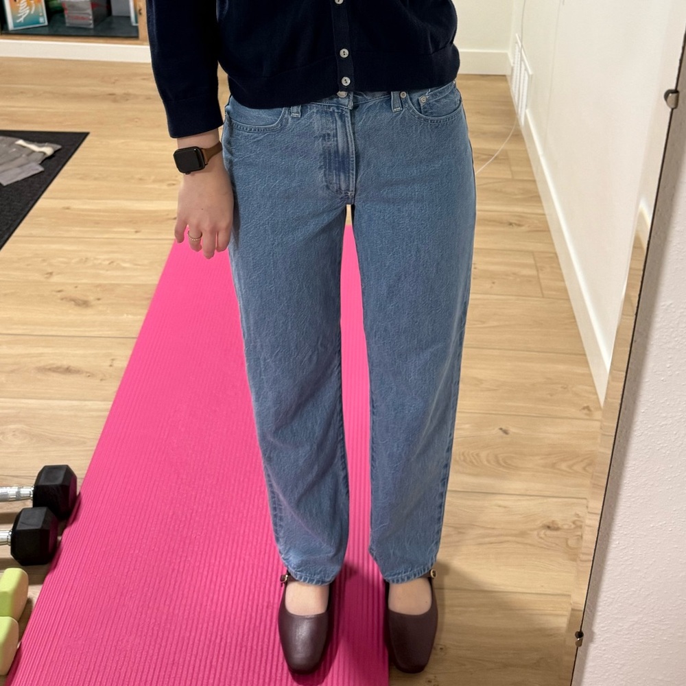 Aritizia Denim Forum the ‘90s So-Soft Hi-Rise Baggy jeans